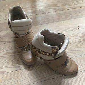 Koolaburra Ugg Original Charlie Wedge Fashion Sneaker